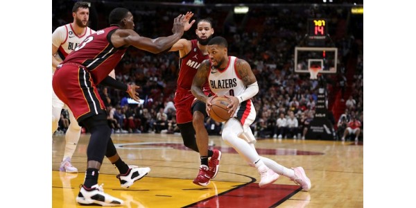 Der Damian Lillard-Transfer, mit dem die NBA seit einem Sommer zu kämpfen hat, ist wieder in Planung